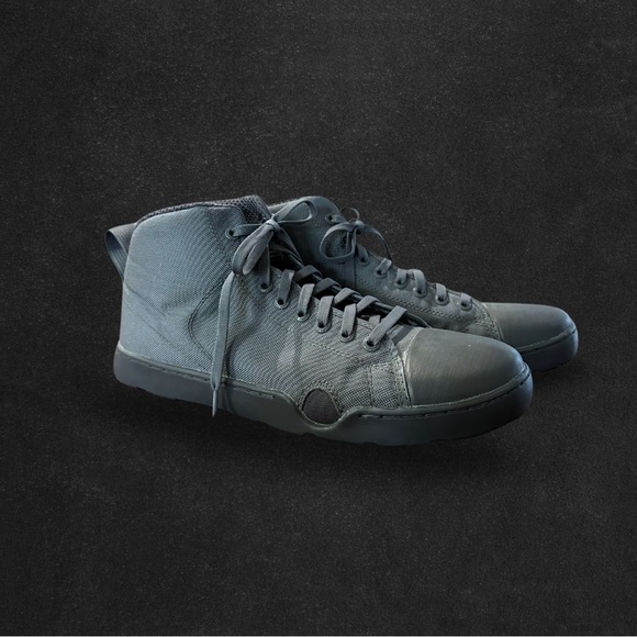 Altama Mid Wolf Gray/Size 10/tactical Sneakers NWOT - Picture 1 of 5
